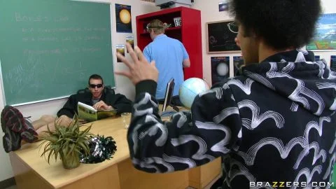 Brazzers - Big Tits At School - Porno Side Job