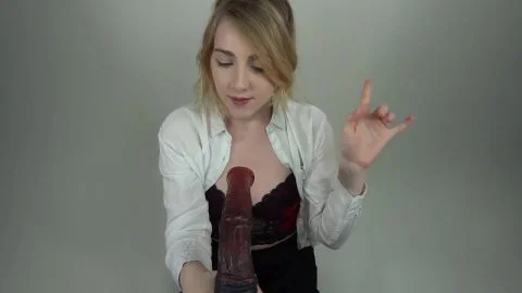 ManyVids - MissPrincessKay - Deethroat Magician Bigger is Better