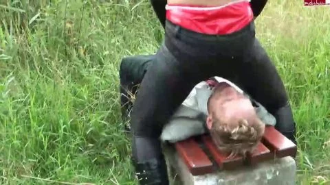 My Dirty Hobby - HeelQueen - Er kann sein Maul ja nicht voll genug kriegen