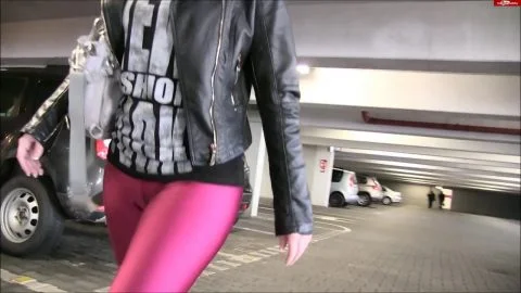 My Dirty Hobby - lara-cumkitten - public mit anal plug in spandex cameltoe leggings